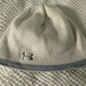 Under Armour Cream and Gray Knit Beanie